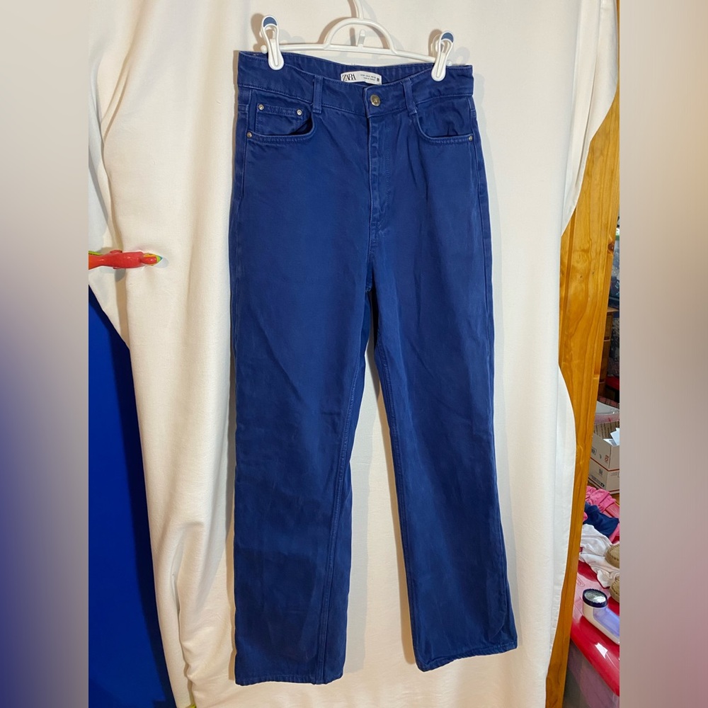 Zara, size 6 Straight Leg jeans